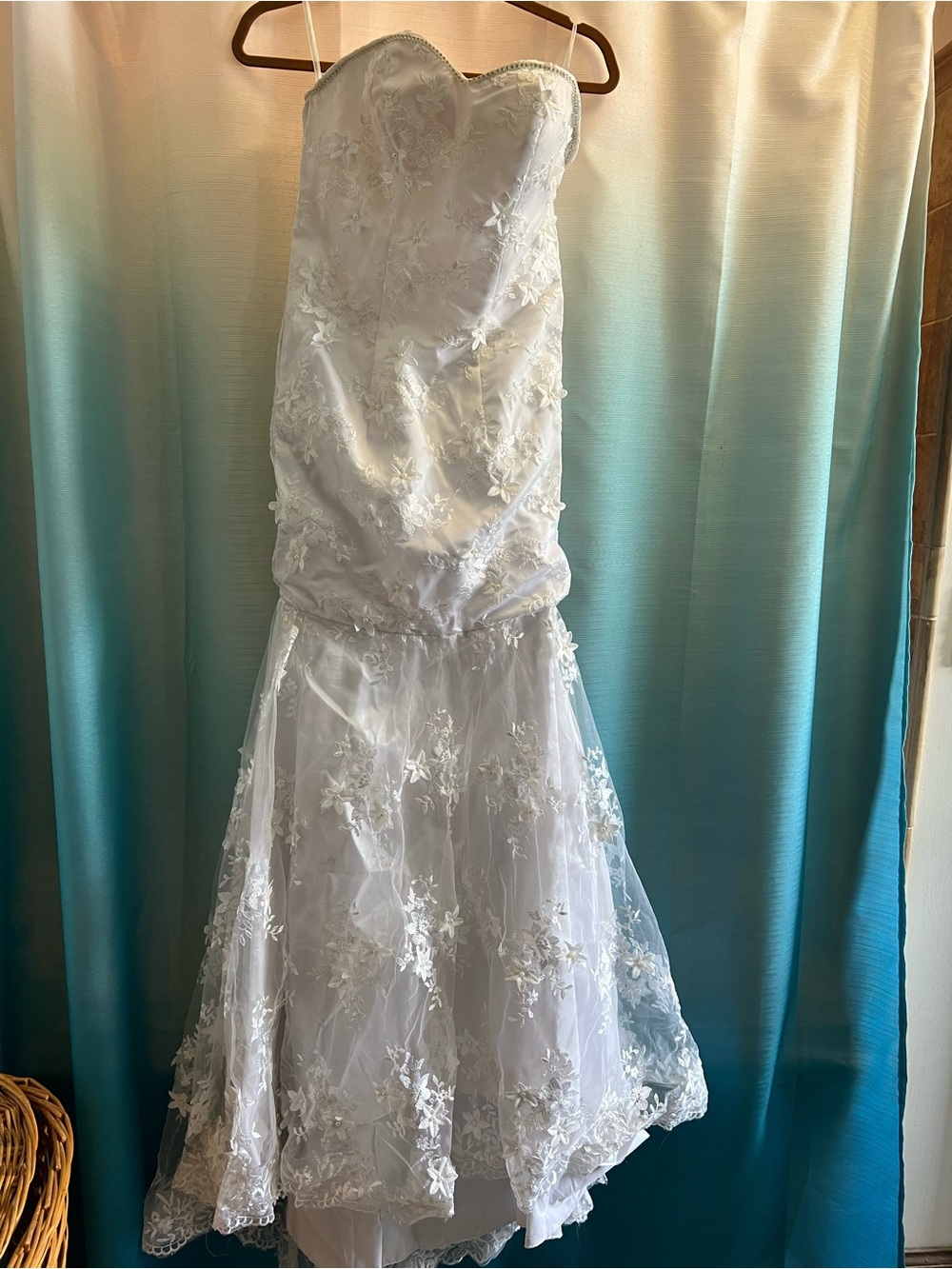 Strapless White Floral Applique Wedding Dress